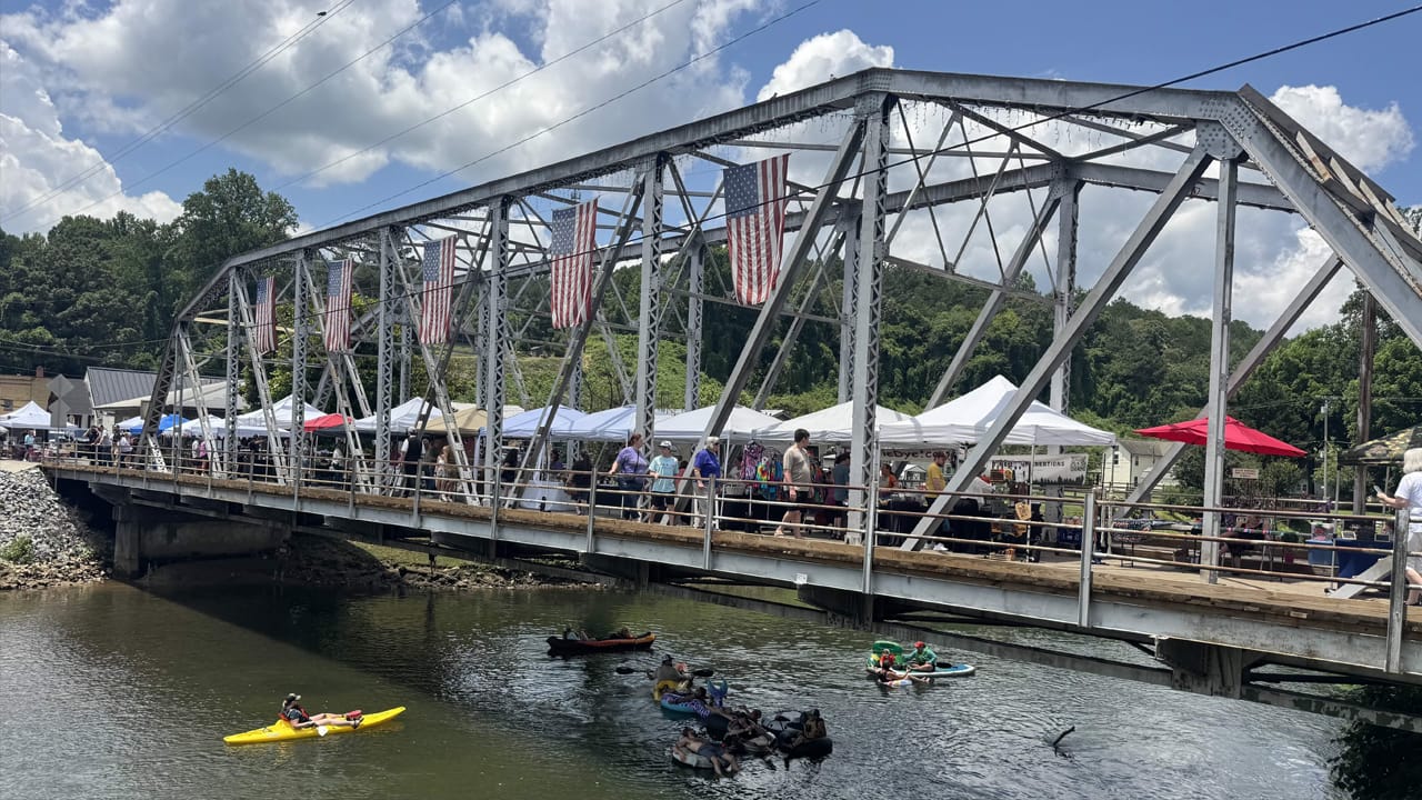 cropped-twin-cities-farmers-market-tubing